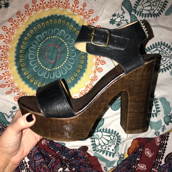 Roan Shoes - Roan heels